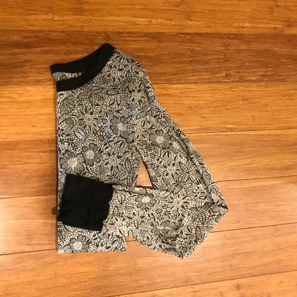 Free People long sleeve black and white tissue tee